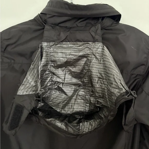 Men's Prada Black Windbreaker Jacket in size 48 - Picture 9 of 9